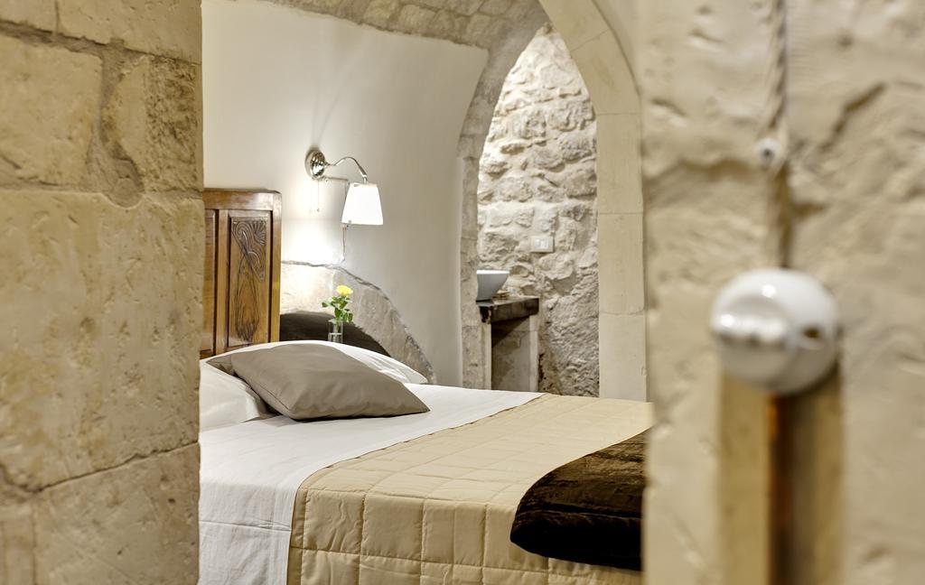 Sabbinirica Hotel Ragusa Exterior photo